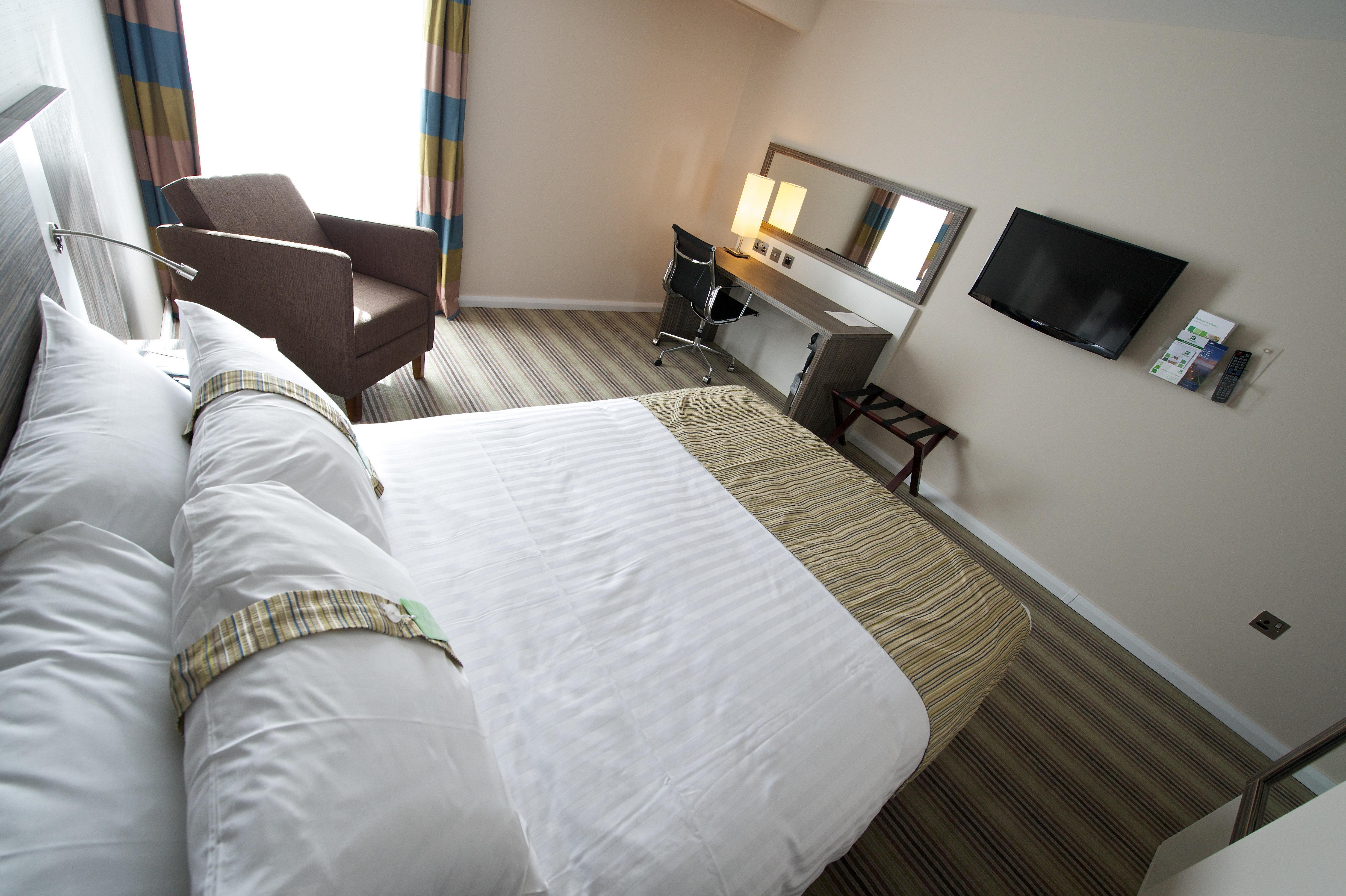 By Ihg 4* Саутенд-он-Си