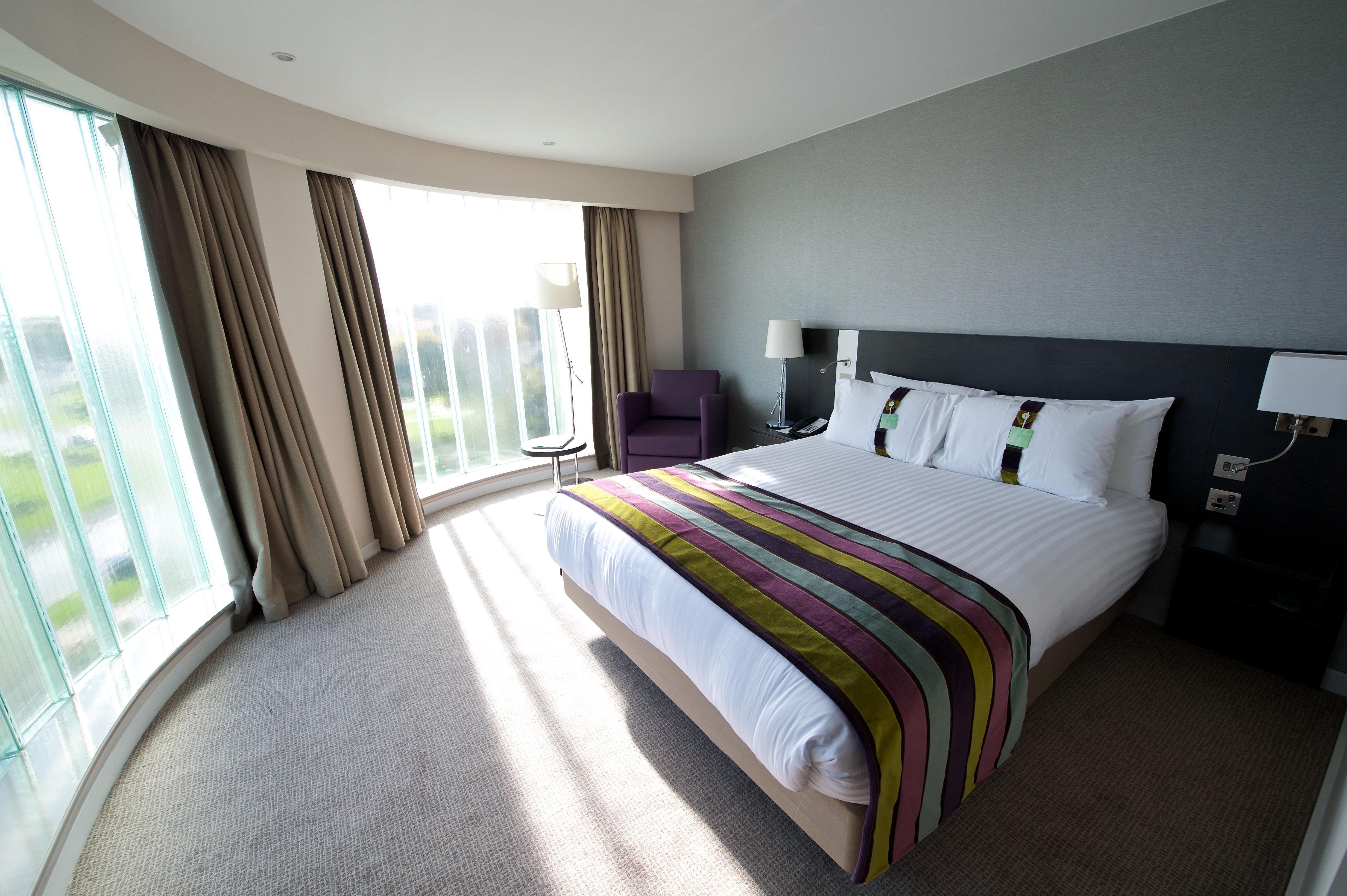 By Ihg 4* Саутенд-он-Си