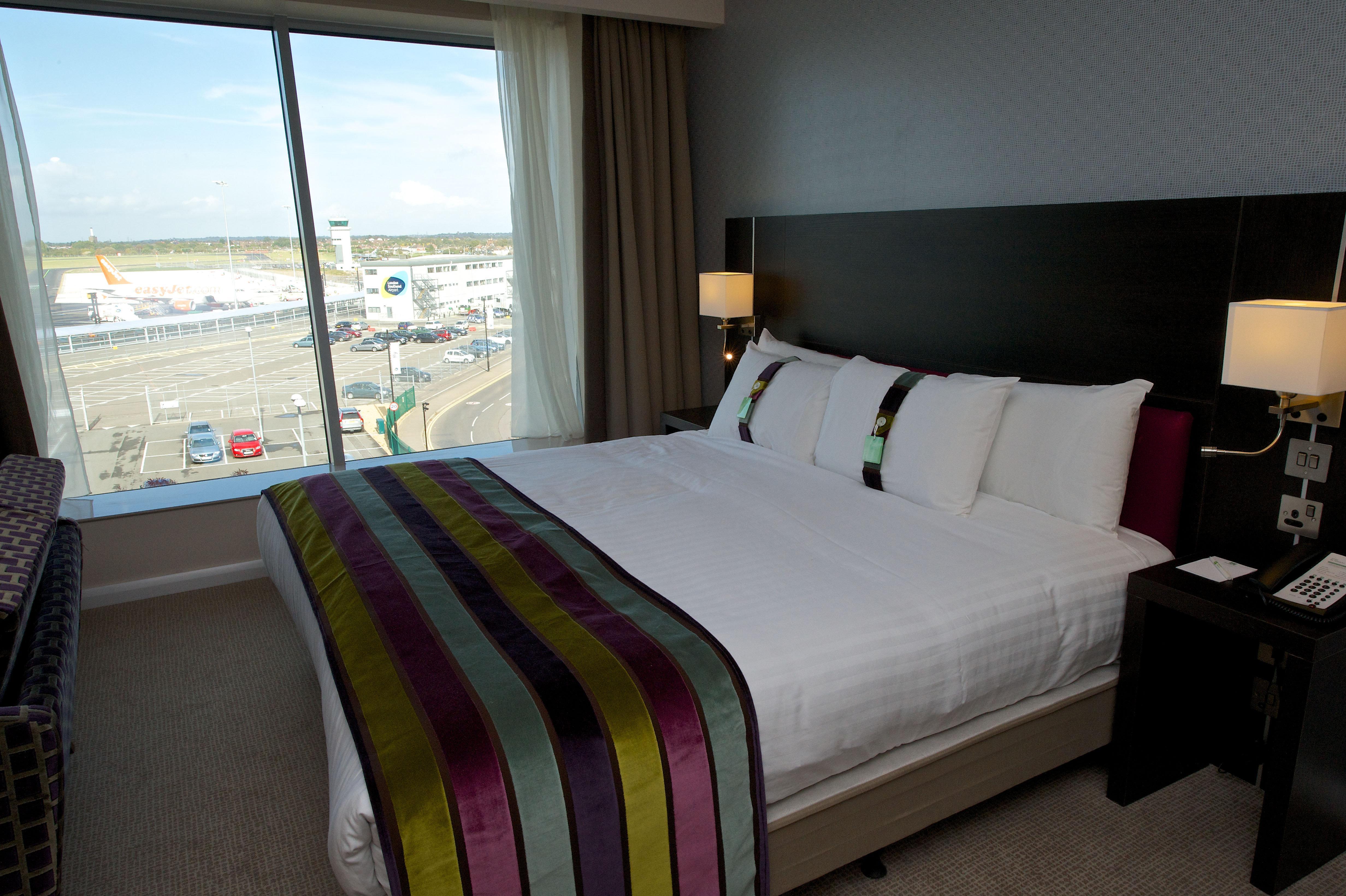 By Ihg Hotel 4*
